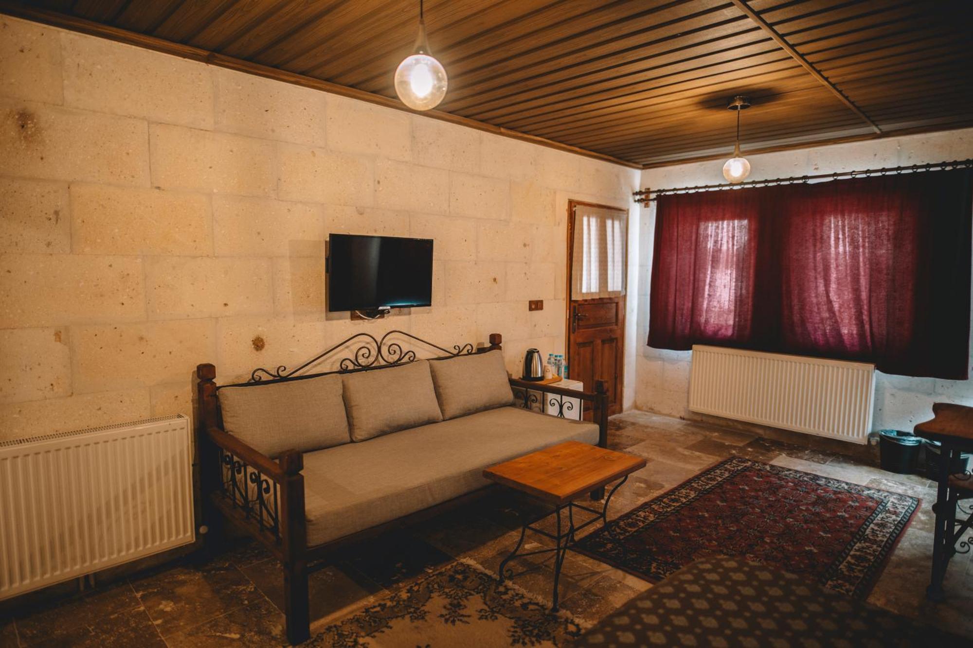 Çavuşin Cave House Bed & Breakfast Göreme Dış mekan fotoğraf